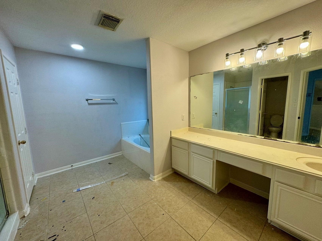 1910 Plum Falls Lane - Photo 21