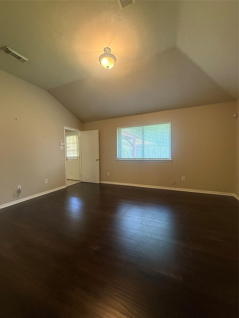 8210 Paddington Place Drive - Photo 15