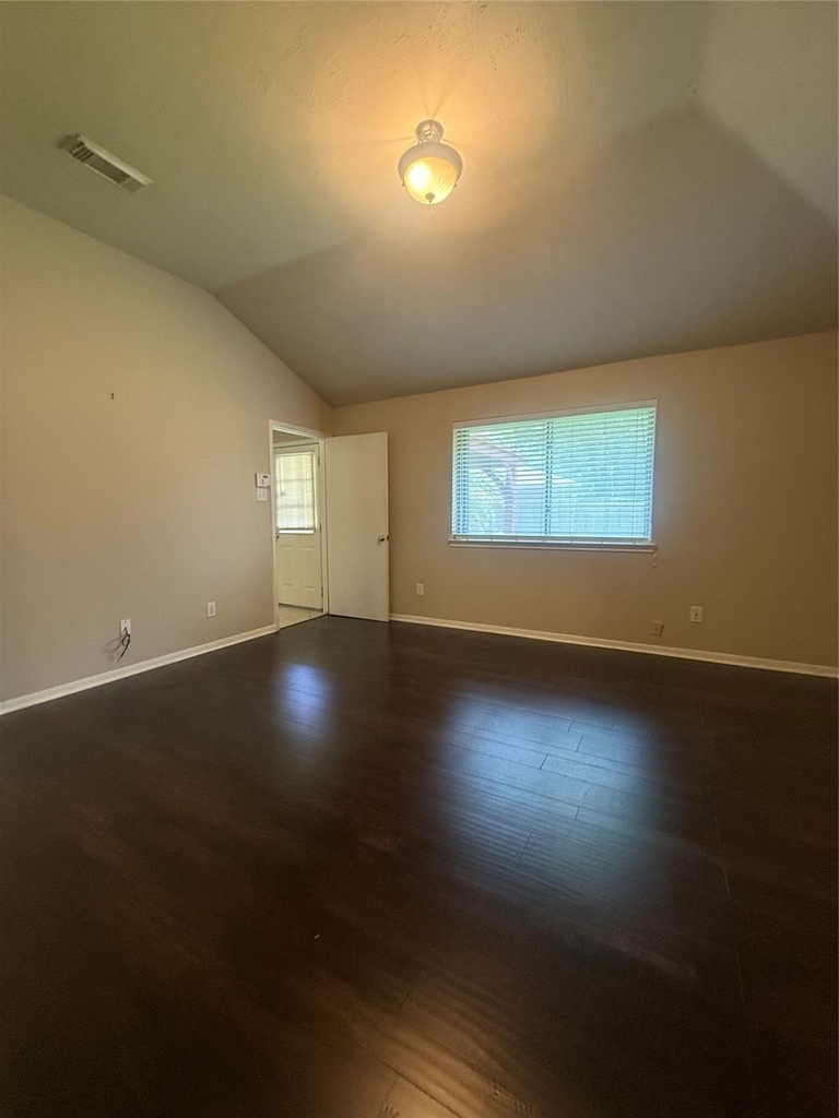 8210 Paddington Place Drive - Photo 14