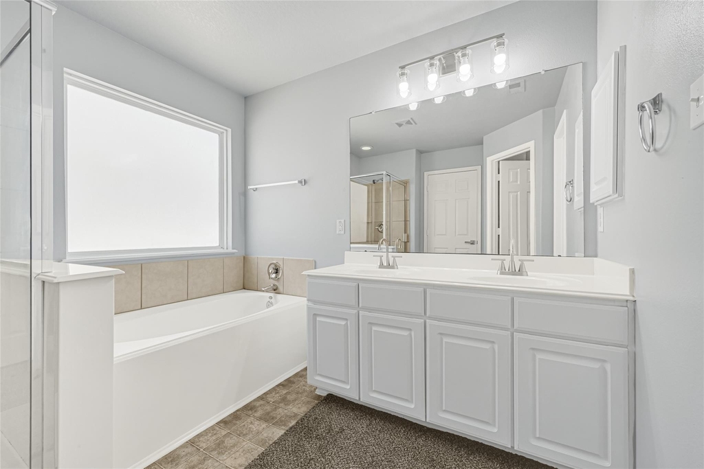 1827 Macondray Drive - Photo 21