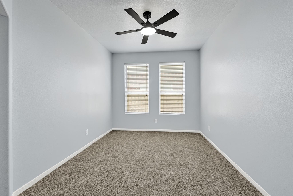 1827 Macondray Drive - Photo 14