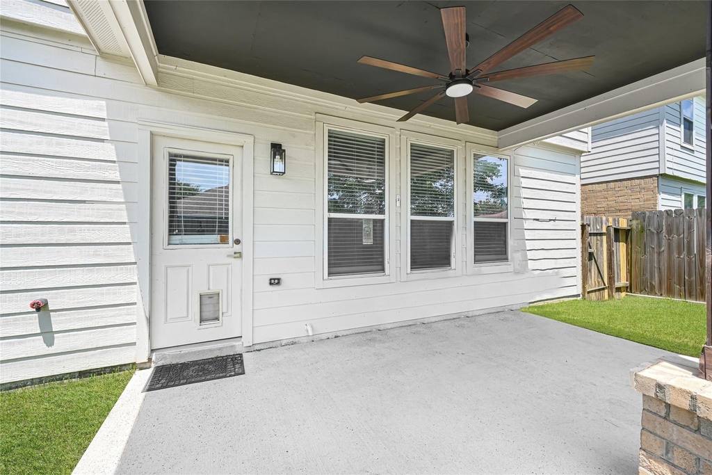 1827 Macondray Drive - Photo 29