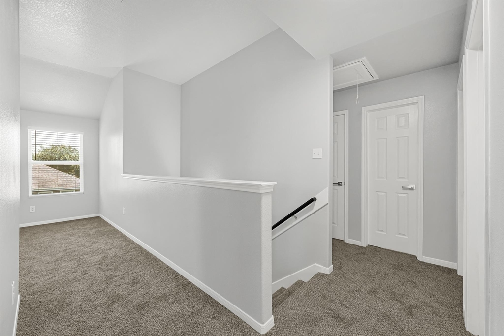 1827 Macondray Drive - Photo 16