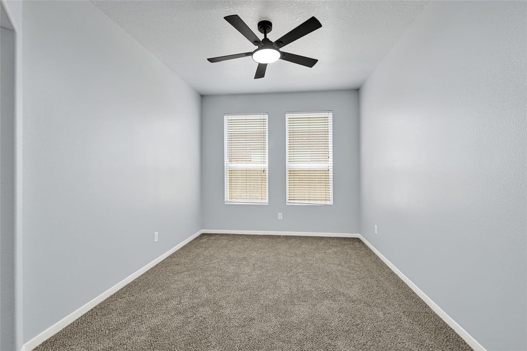 1827 Macondray Drive - Photo 15