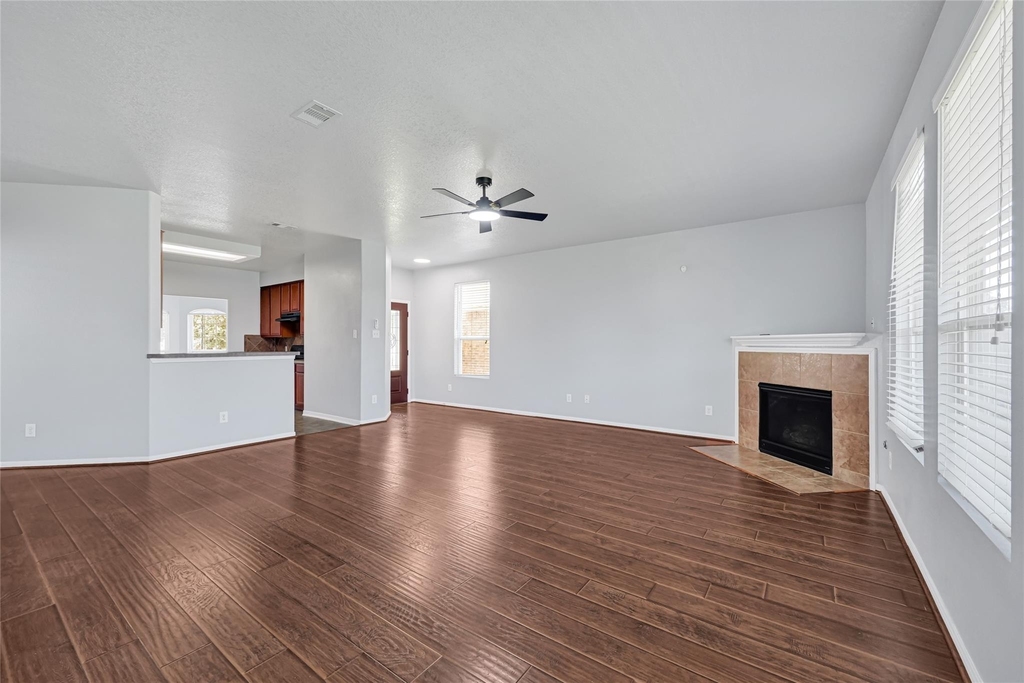 1827 Macondray Drive - Photo 3