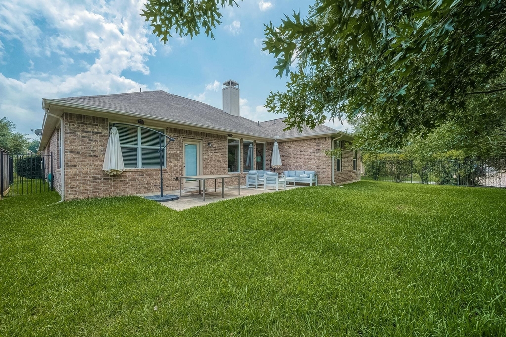 167 Pinto Point Place - Photo 32