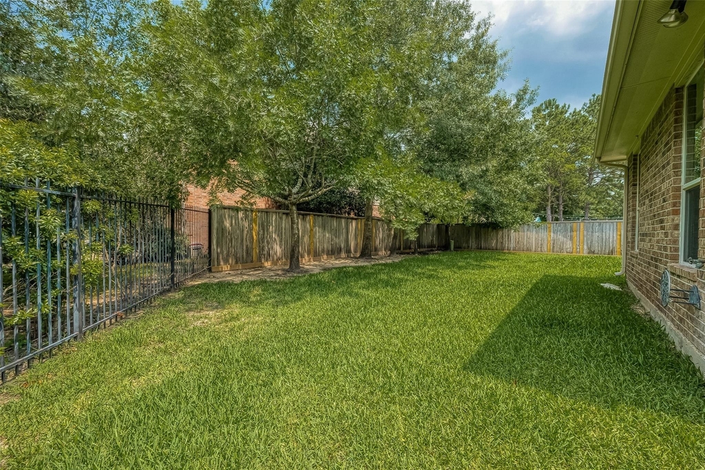 167 Pinto Point Place - Photo 33