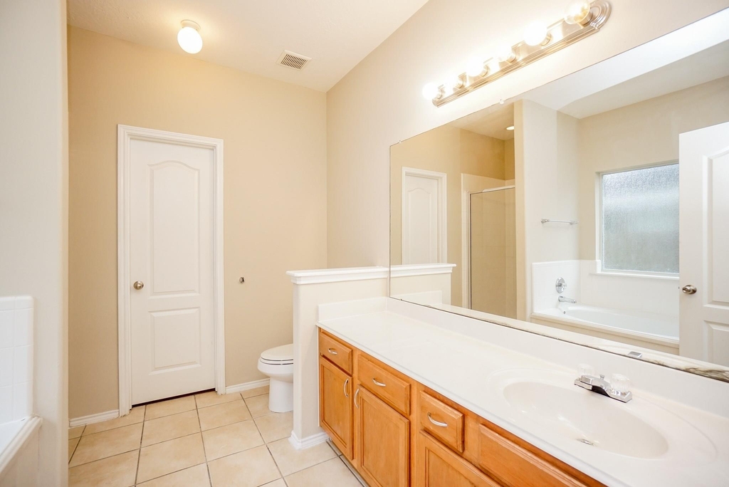 1323 Colonial Manor Drive - Photo 15