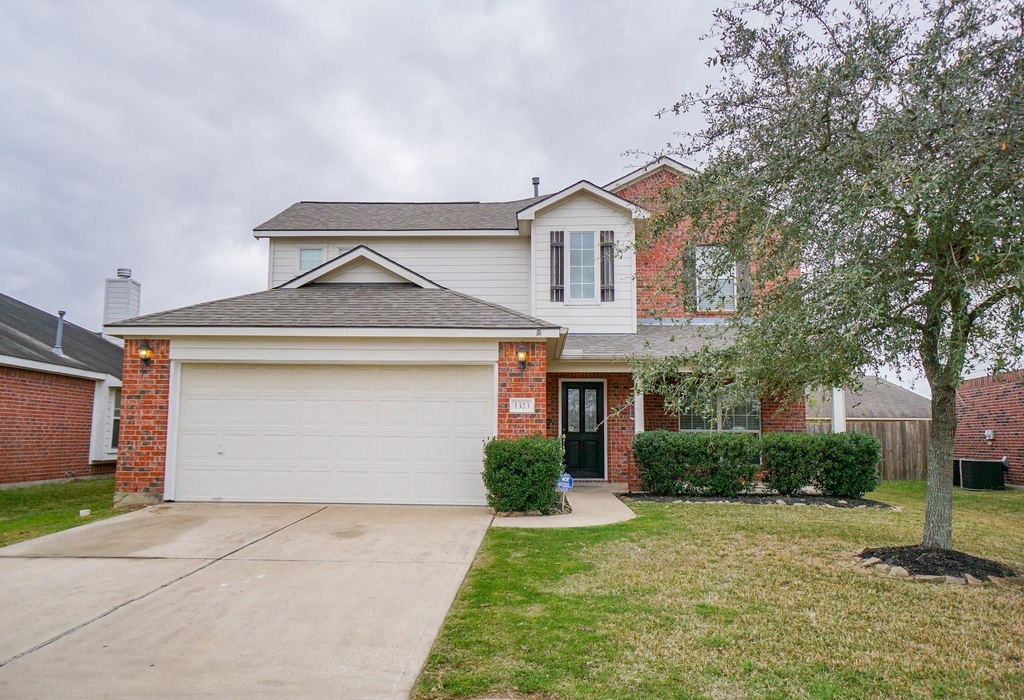 1323 Colonial Manor Drive - Photo 0