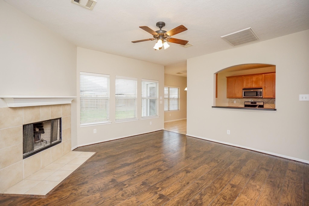 1323 Colonial Manor Drive - Photo 6