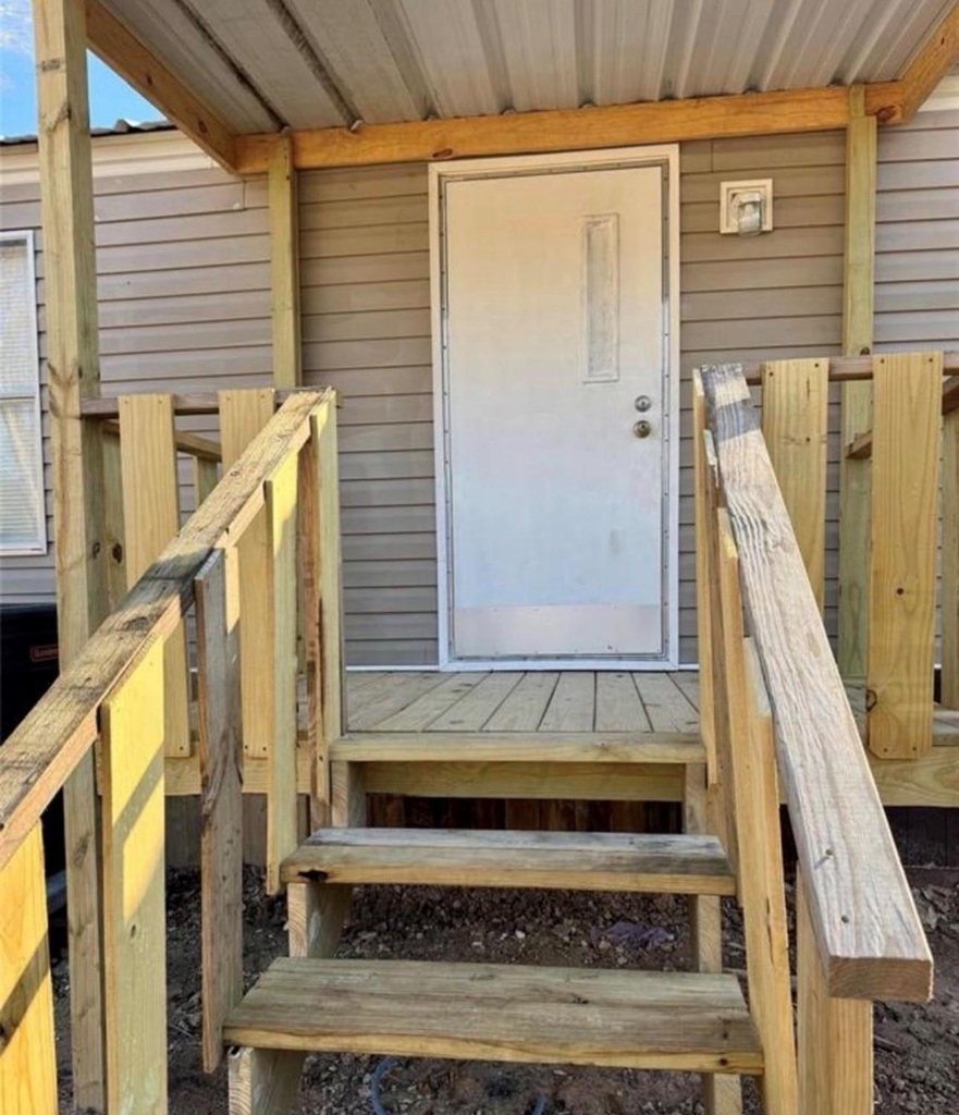 511 County Road 2218 - Photo 1