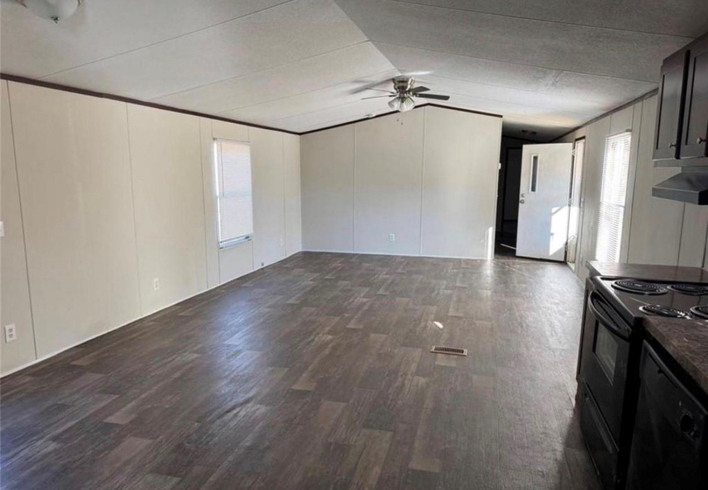 511 County Road 2218 - Photo 8