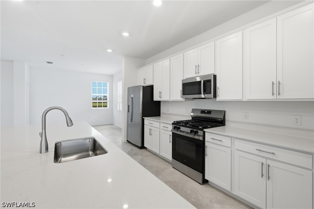 15918 Green Acres Avenue - Photo 8