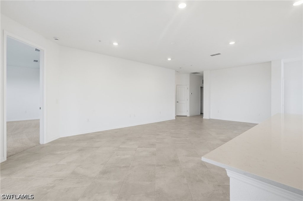 15918 Green Acres Avenue - Photo 6