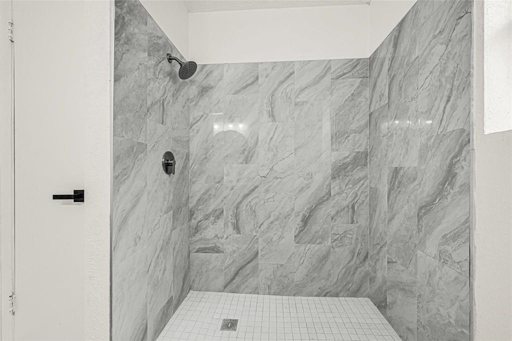 13327 N Thorntree Drive - Photo 15