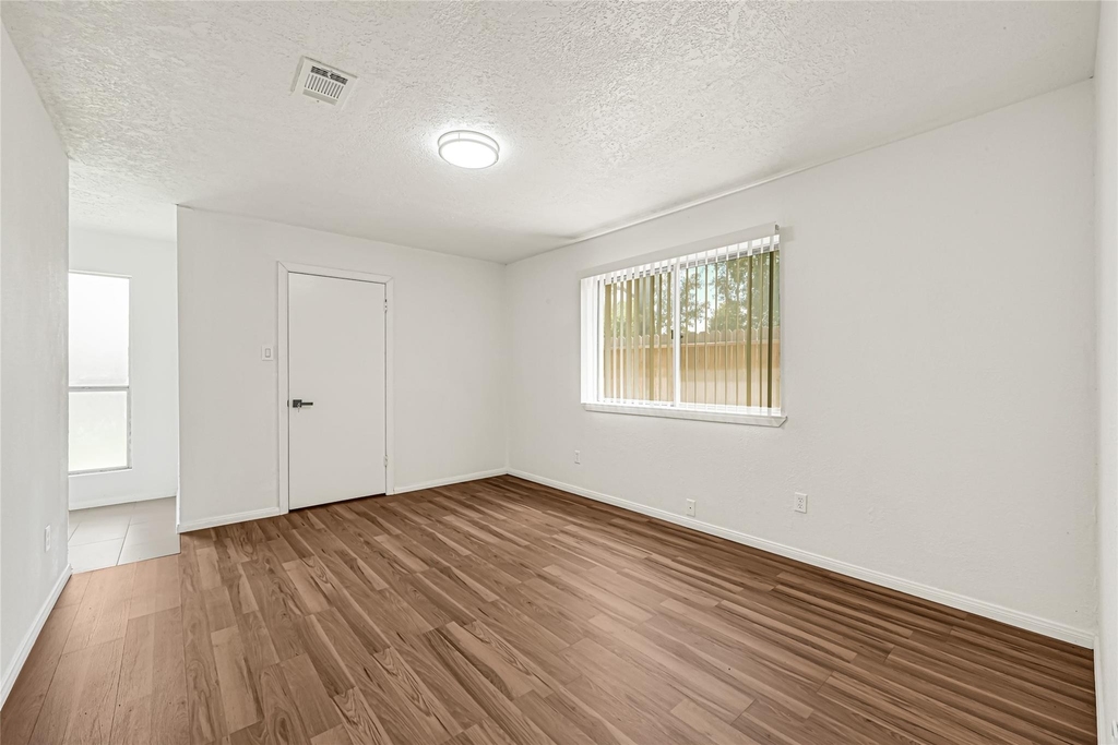 13327 N Thorntree Drive - Photo 17