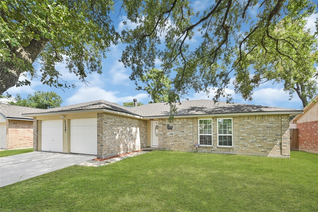 13327 N Thorntree Drive - Photo 0