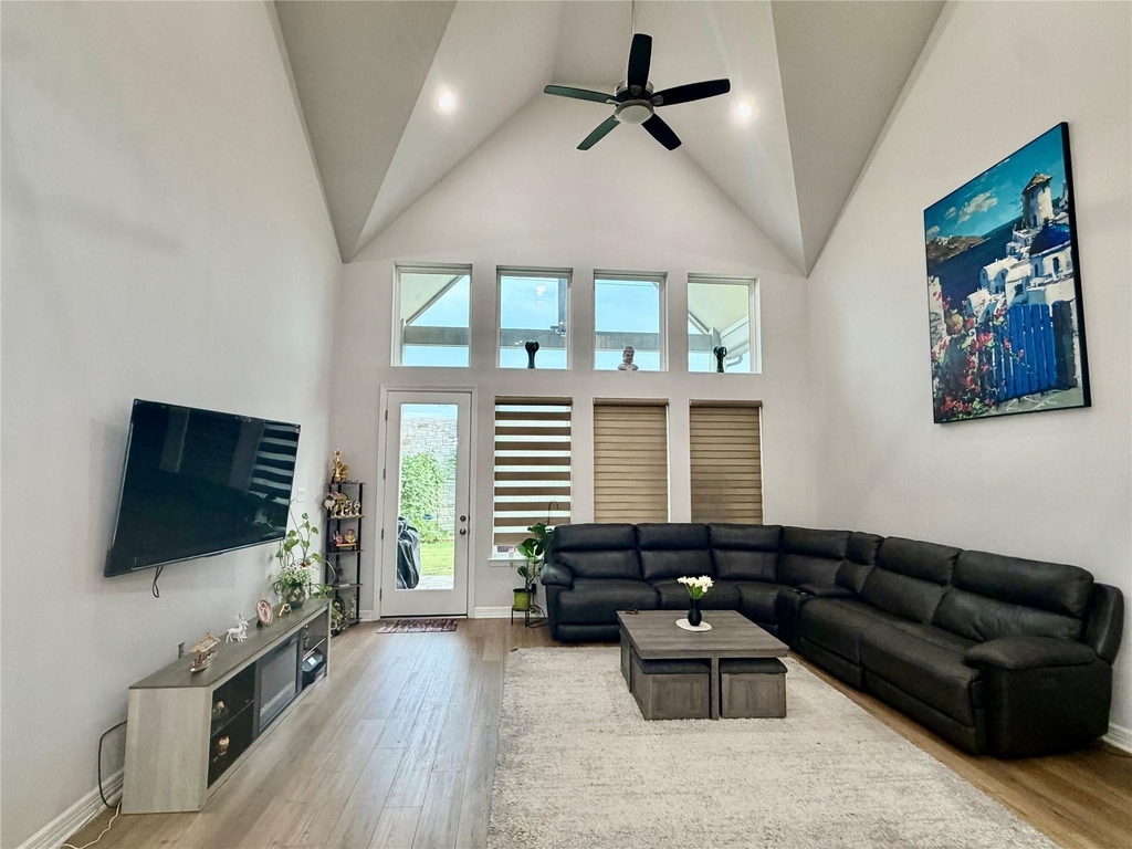 25859 Rippey Glen Drive - Photo 8