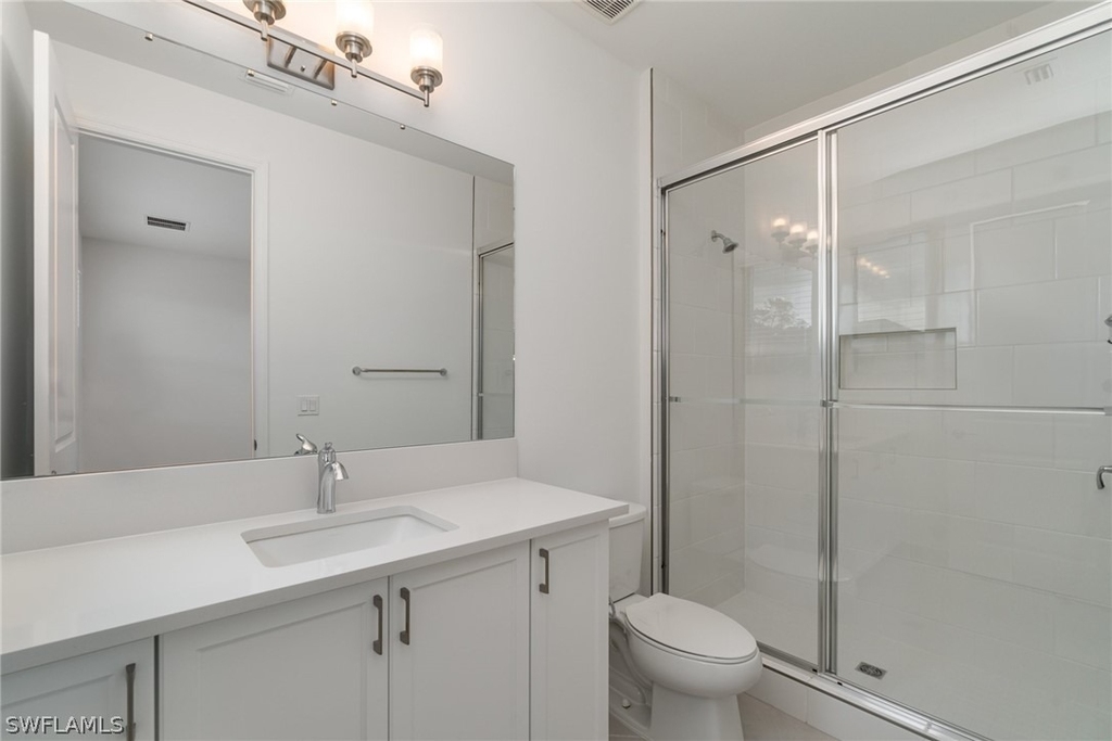 12750 Woodbury Drive - Photo 16