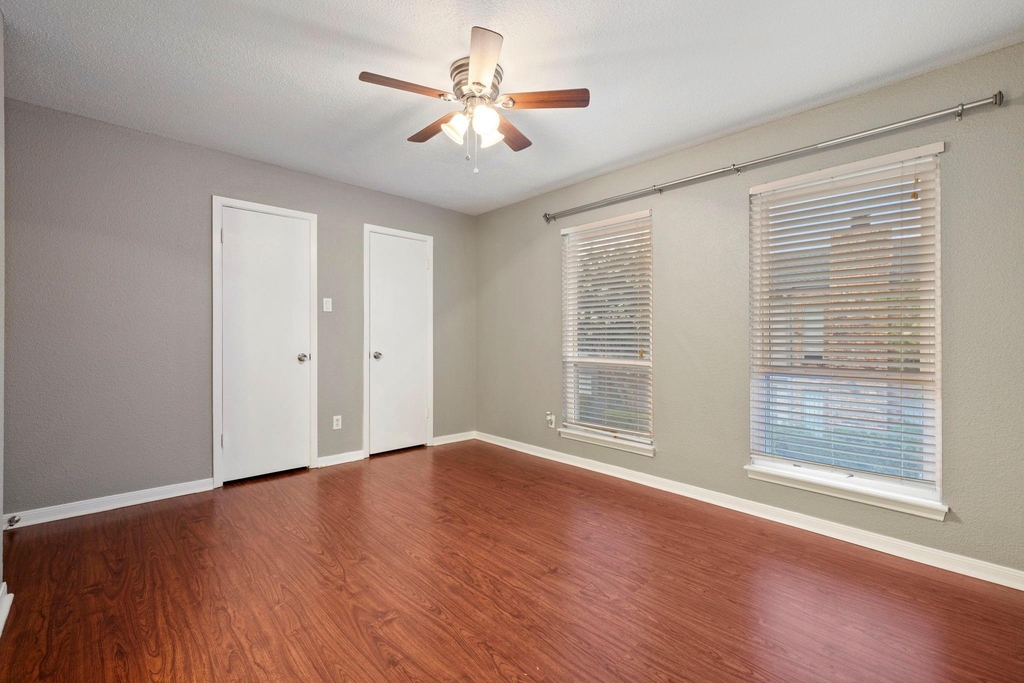 6111 Beverly Hill Street - Photo 12