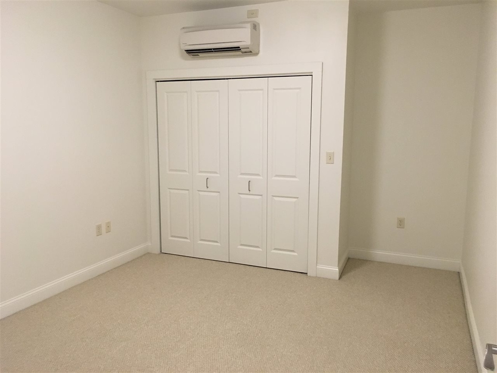 875 Elm - Photo 23