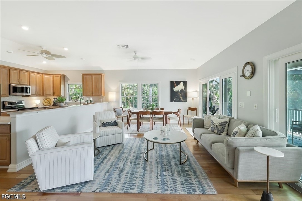 2130 Sunset Circle - Photo 8