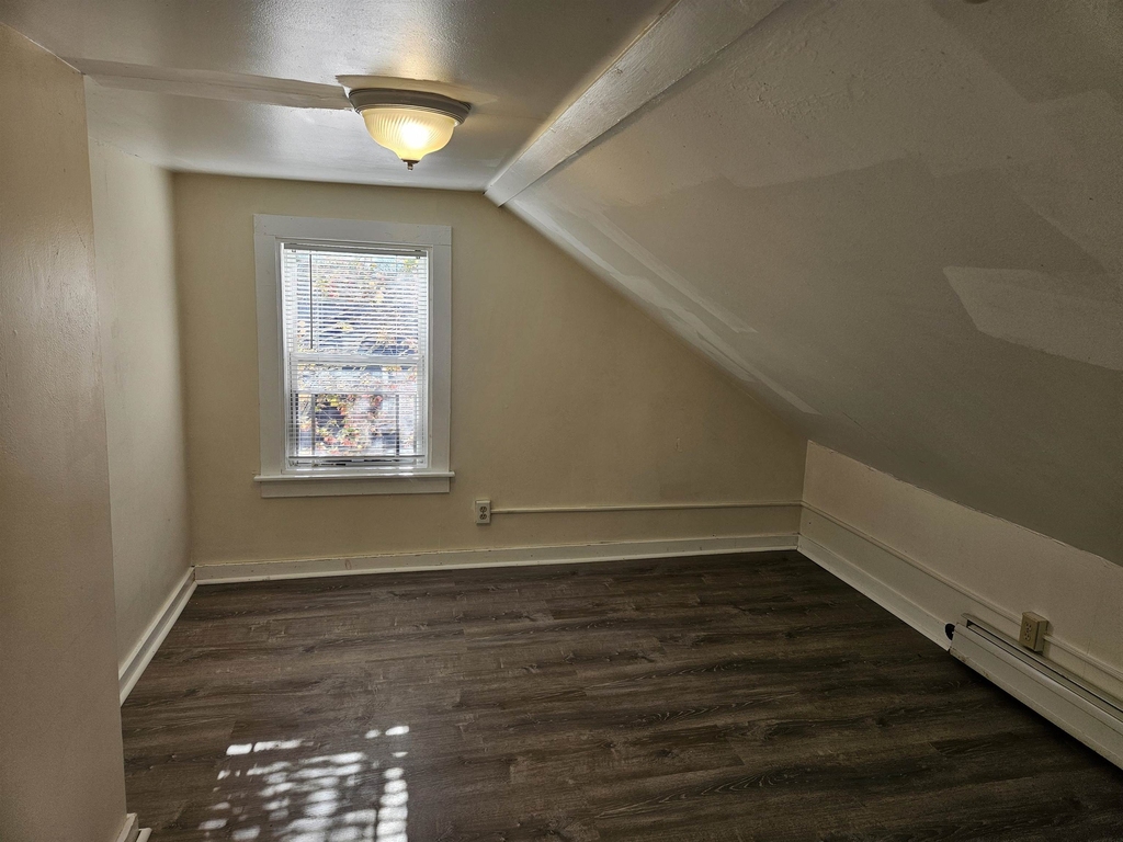 89 Sixth - Photo 7