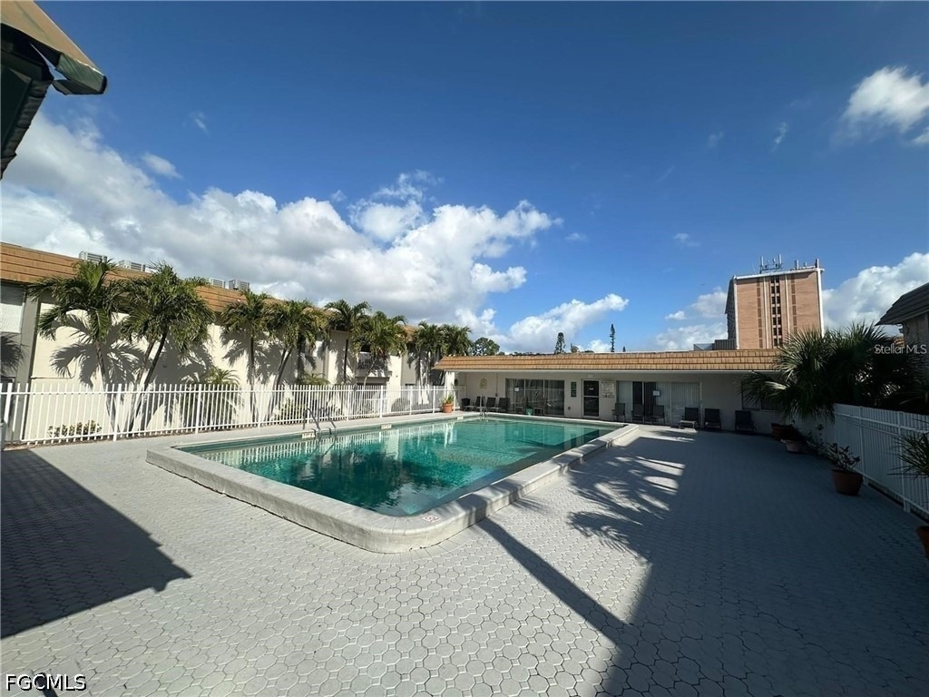 1830 Maravilla Avenue - Photo 7