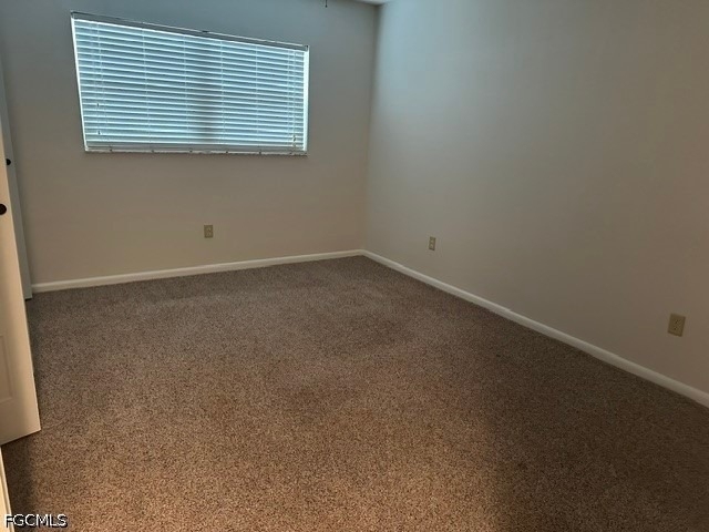 1518 Edgewater Circle - Photo 5