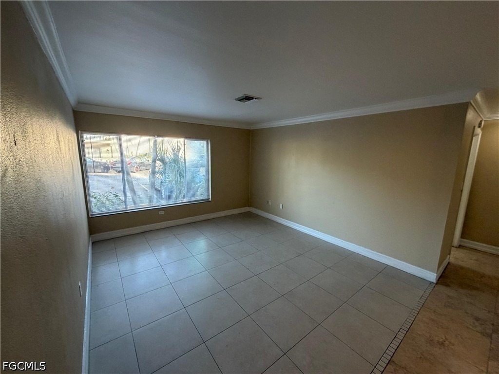 1830 Maravilla Avenue - Photo 14