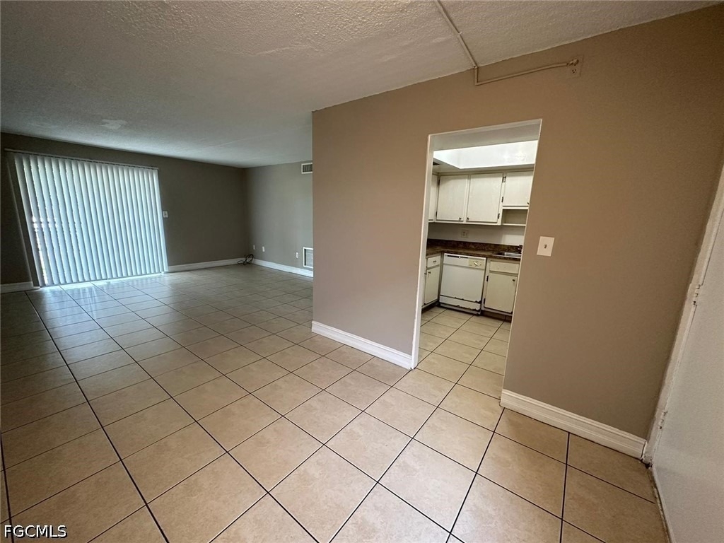 1830 Maravilla Avenue - Photo 12