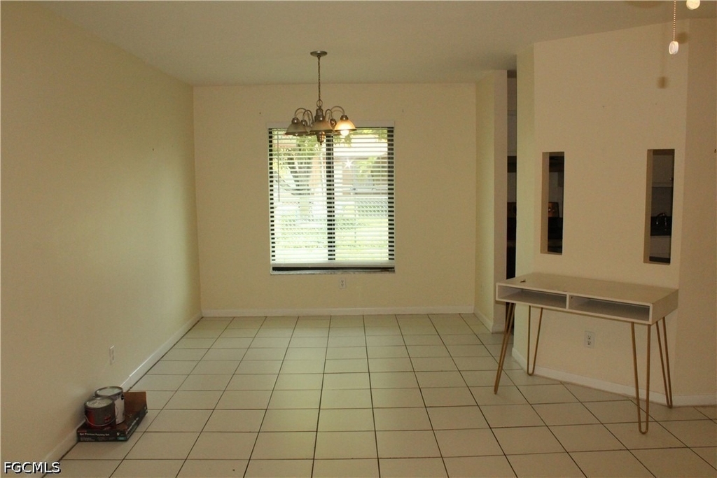 1811 Se 15th Place - Photo 5