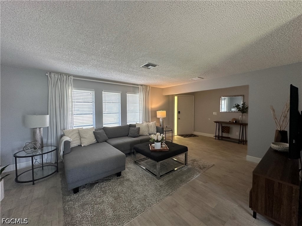 1201 Se 32nd Terrace - Photo 21