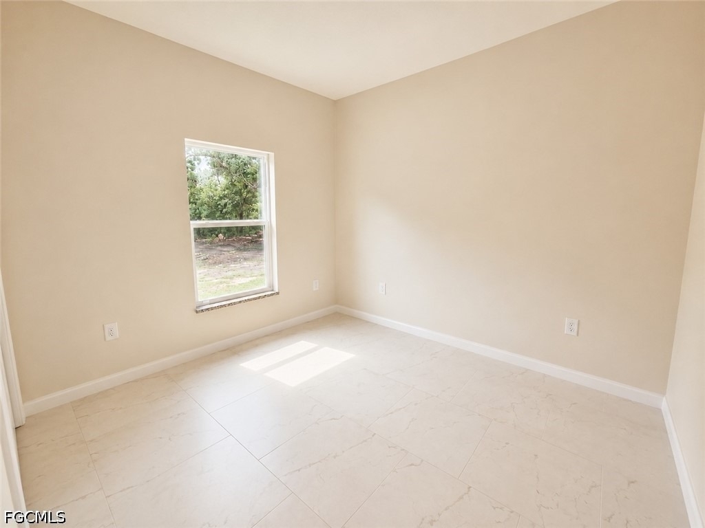2617 Queen Drive - Photo 7