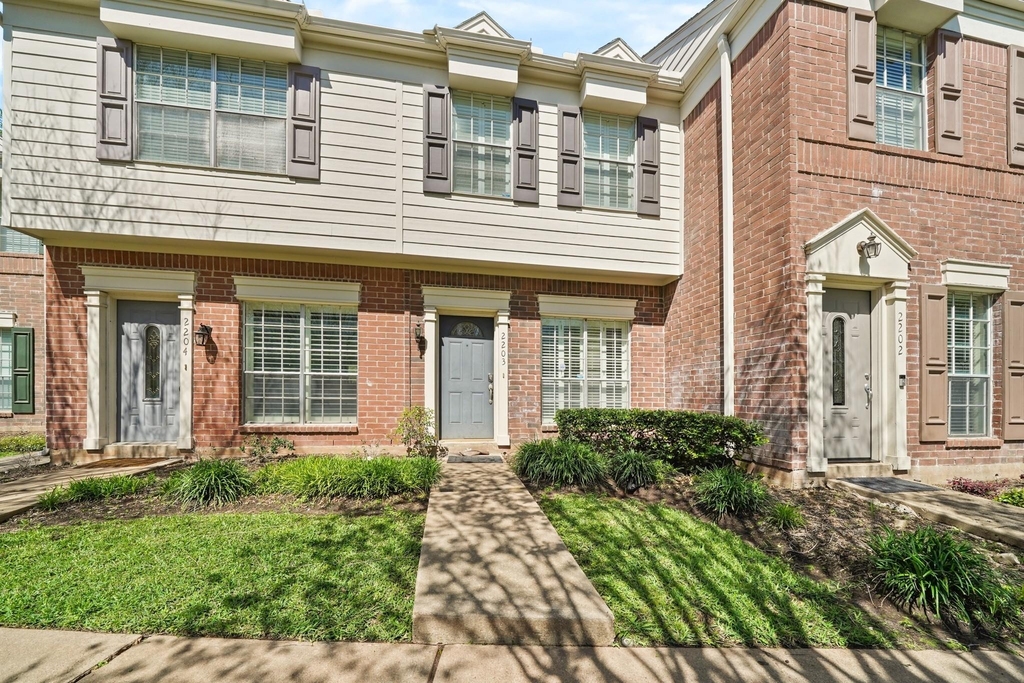 2930 Grants Lake Boulevard - Photo 0