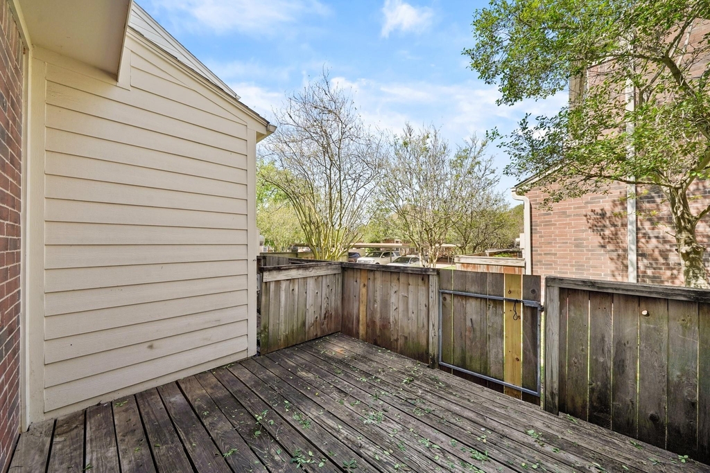2930 Grants Lake Boulevard - Photo 8
