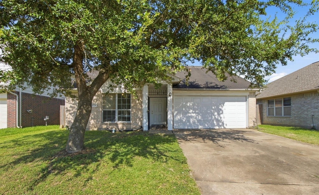 15738 Boonridge Road - Photo 1