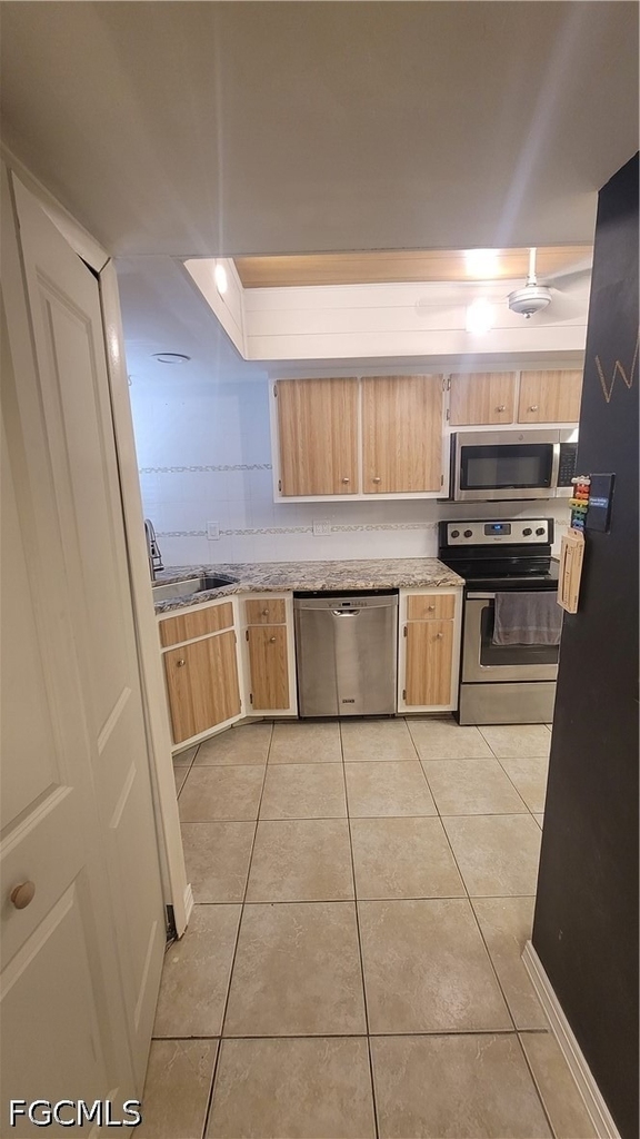 1202 Cape Coral Parkway W - Photo 21