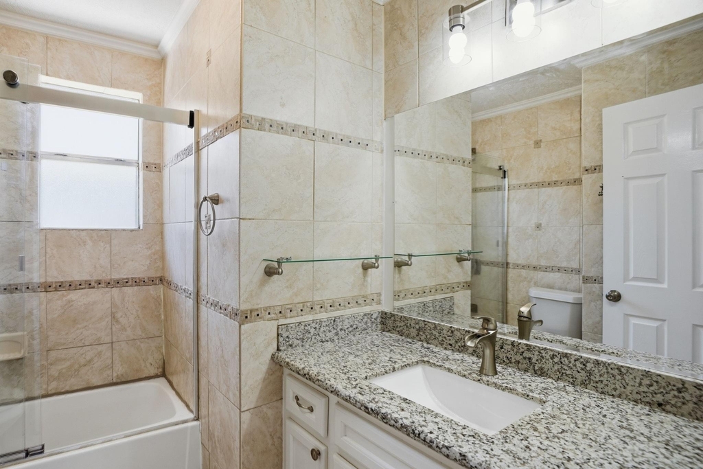 5315 Bell Street - Photo 15