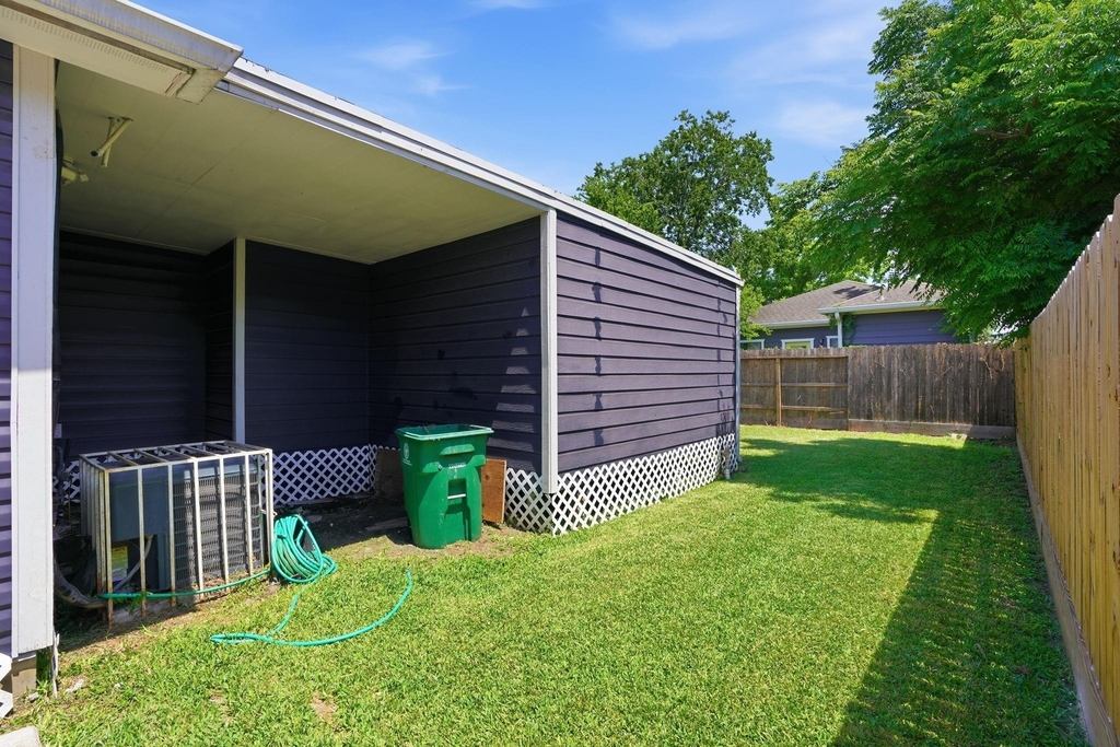 5315 Bell Street - Photo 21