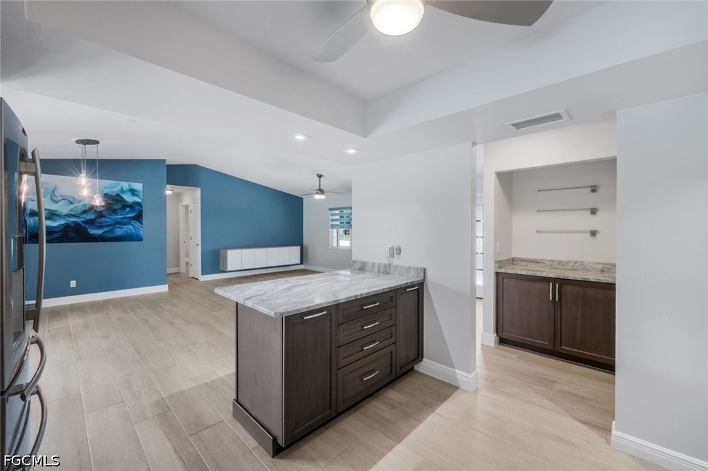 2212 Se 7th Street - Photo 11