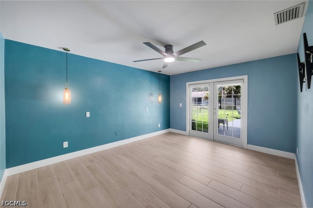 2212 Se 7th Street - Photo 15