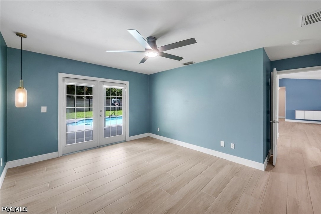 2212 Se 7th Street - Photo 16