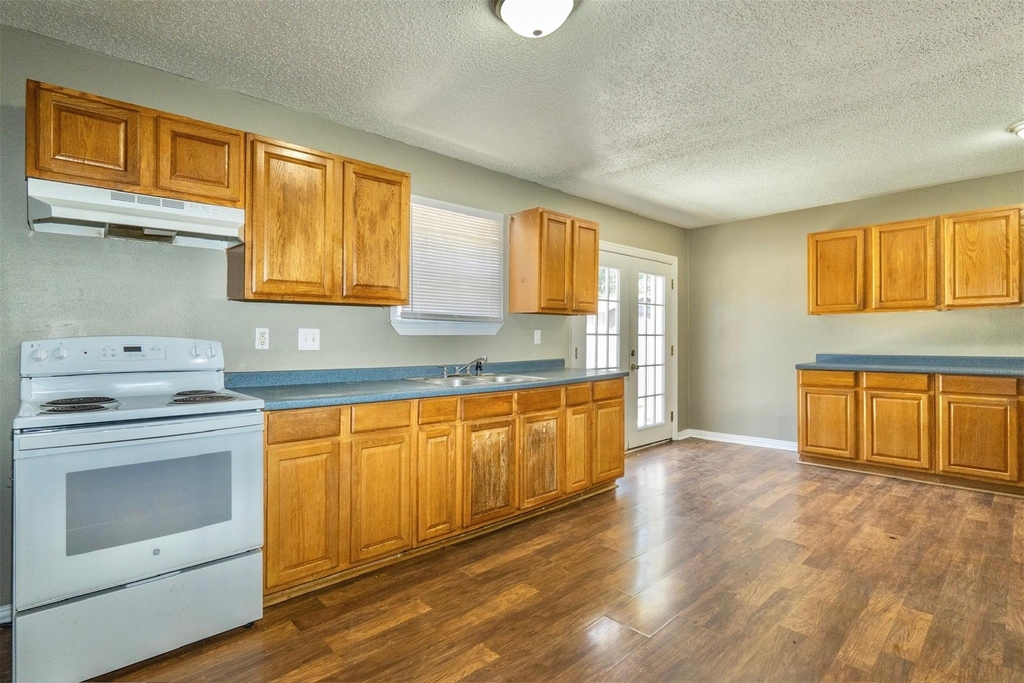 2109 Jeridona Street - Photo 8