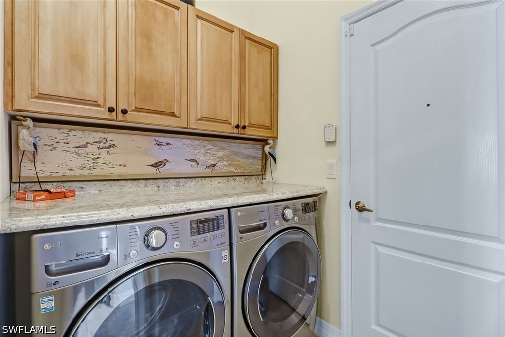 1119 Se 1st Terrace - Photo 24