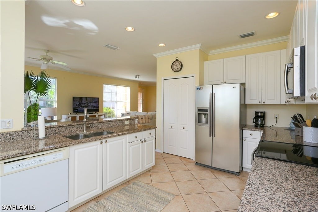 8981 Palmas Grandes Boulevard - Photo 10
