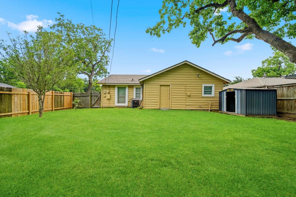 1413 George Street - Photo 9