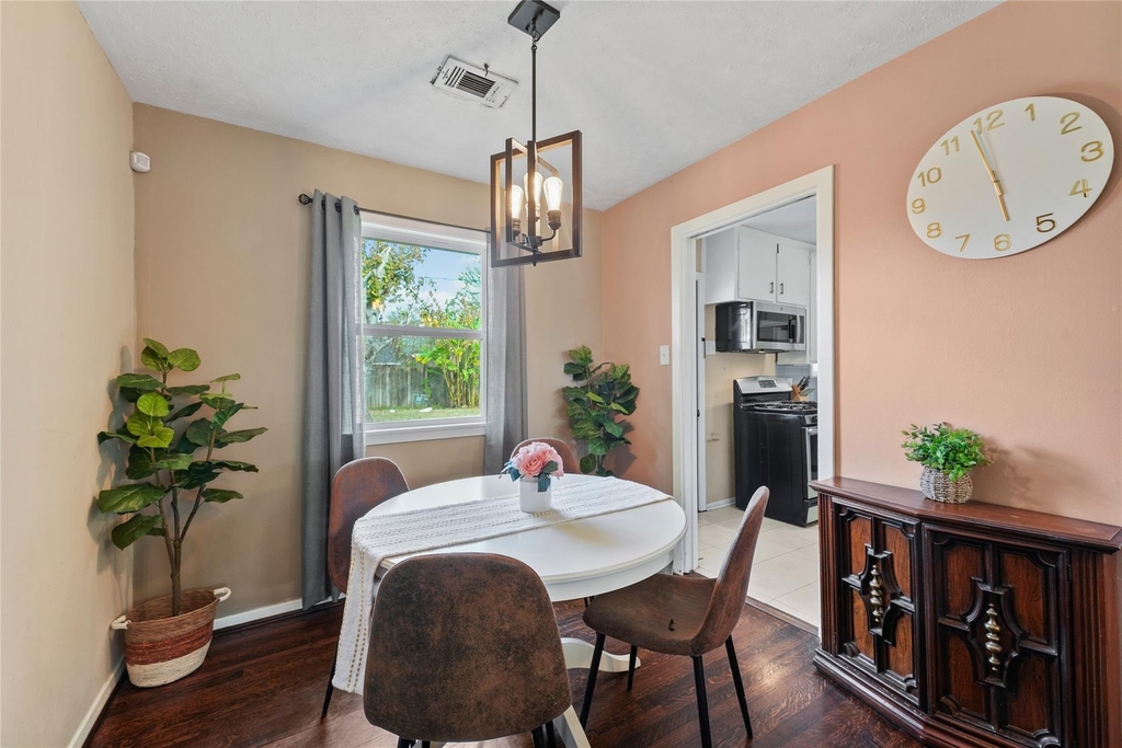 10355 Duncum Street - Photo 11