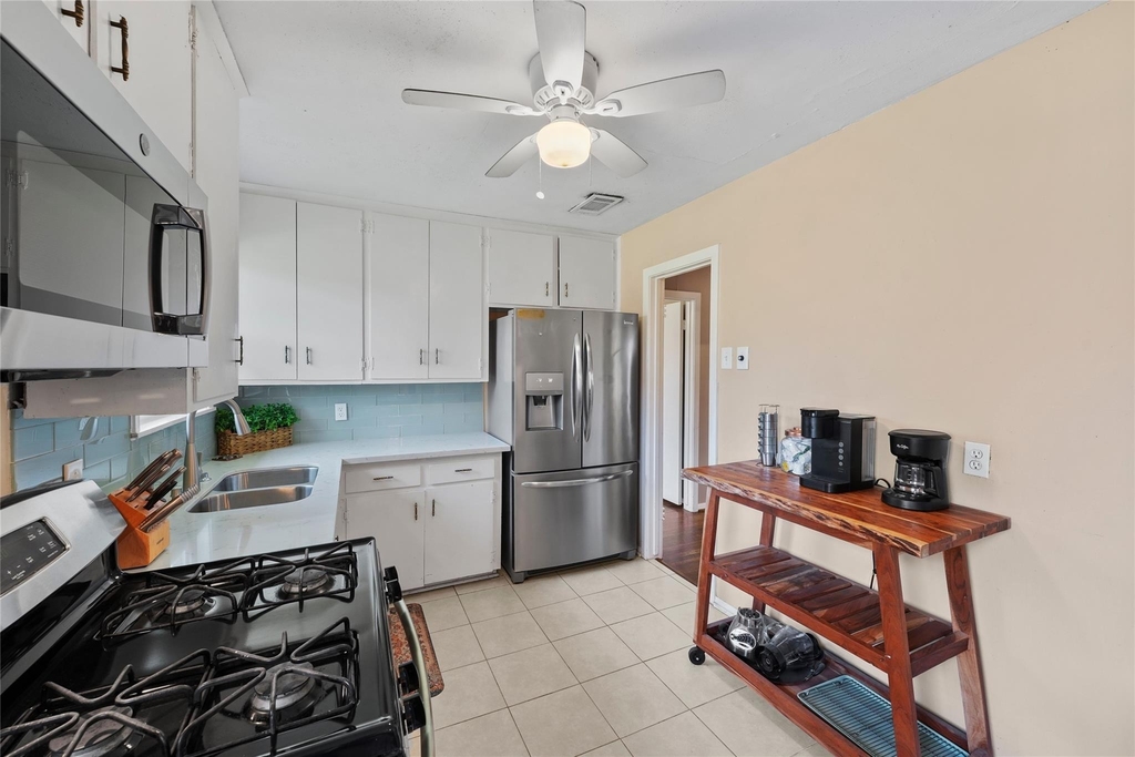 10355 Duncum Street - Photo 12