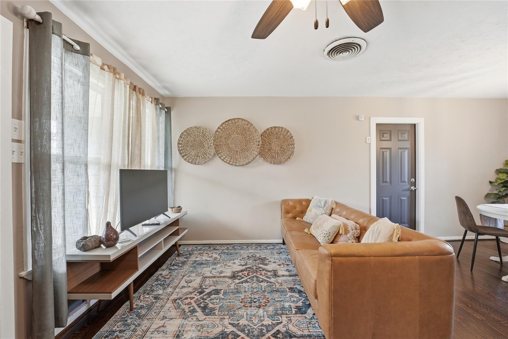 10355 Duncum Street - Photo 4